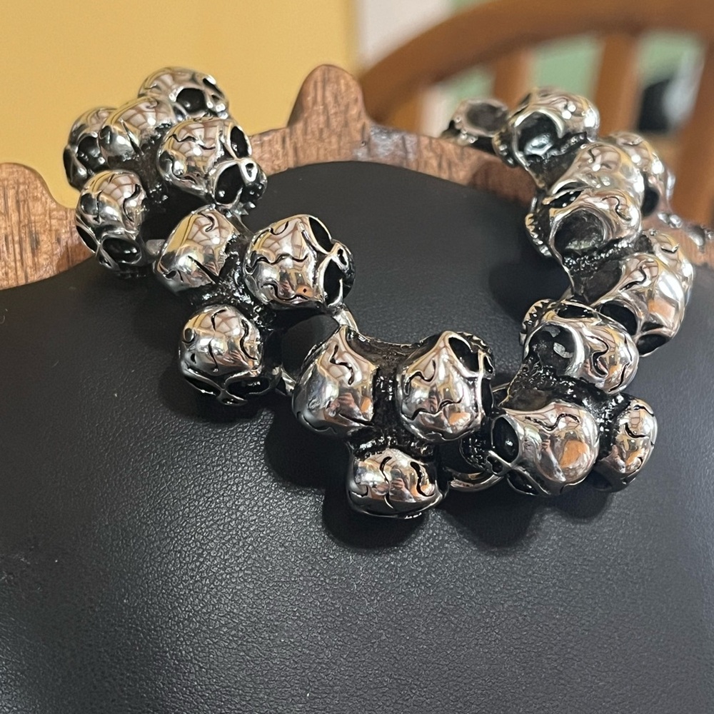 Silver Skull Bead Bracelet